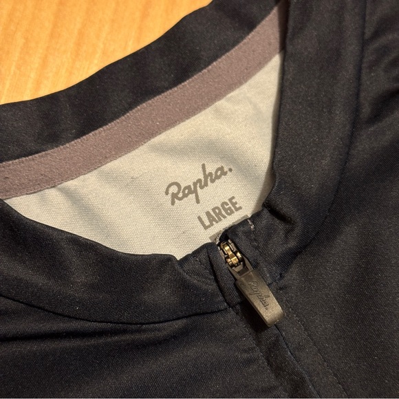 RAPHA BOULDER CLUBHOUSE JERSEY, MENS SIZE LARGE - Picture 4 of 5